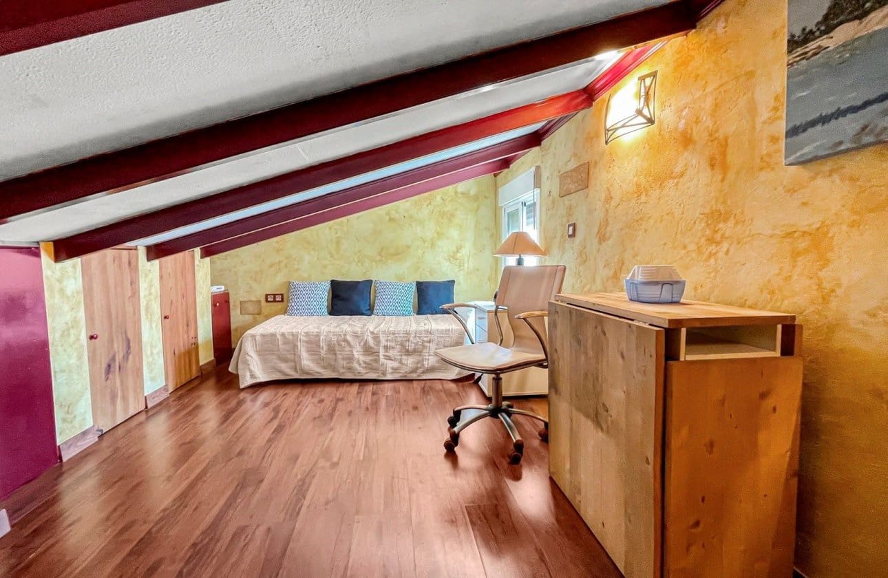 2 soverom Leilighet til salgs i Torrevieja med svømmebasseng - € 145 000 (Ref: 10142666)