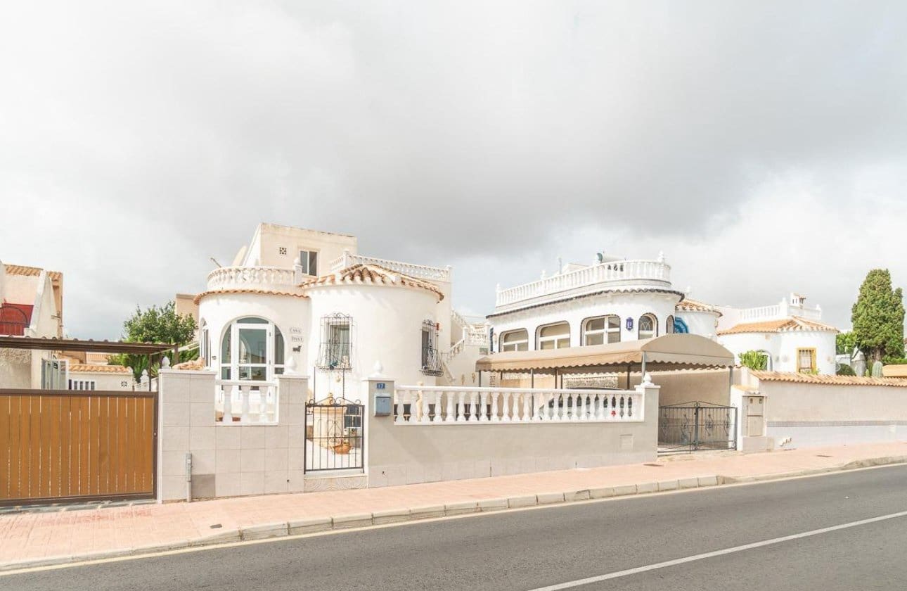 2 soveværelse Villa til salg i La Florida - € 220.000 (Ref: 10147458)