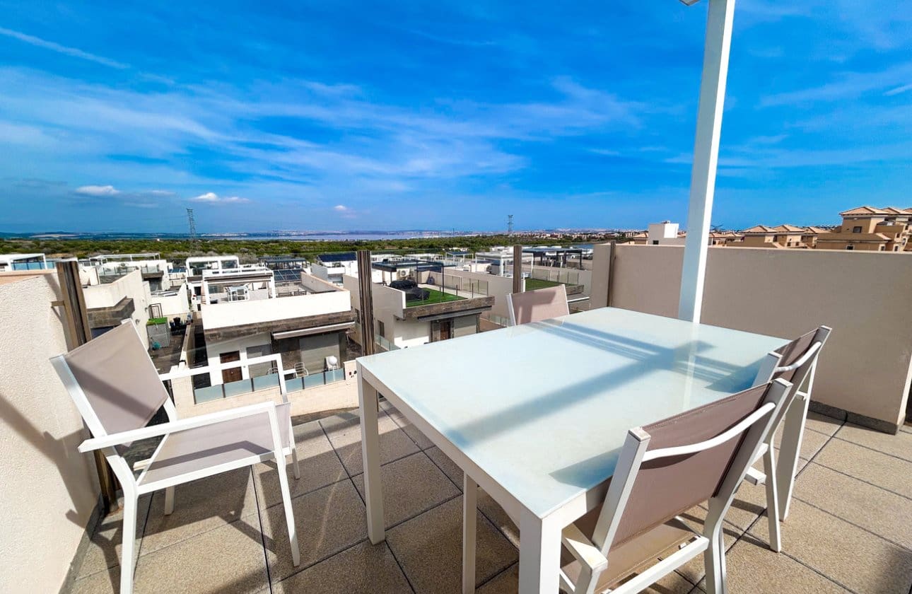 3 sovrum Villa till salu i Villamartin med pool - 379 995 € (Ref: 10148285)