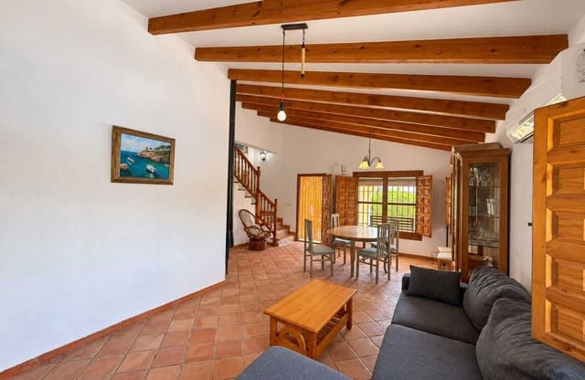 4 bedroom Villa for sale in Cabo Roig, Orihuela with pool garage - € 749,950 (Ref: 10154909)