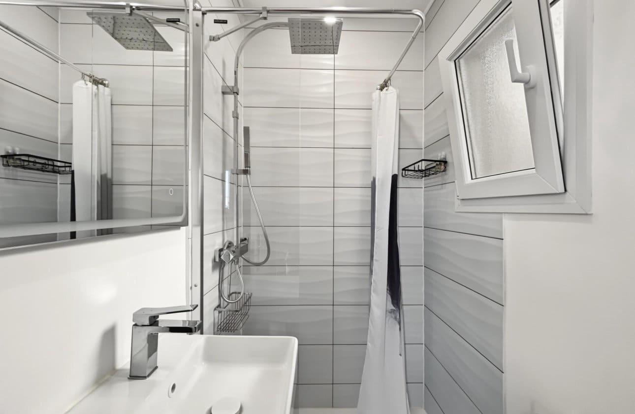 Bungalow de 2 habitaciones en Orihuela Costa en venta con piscina - 193.900 € (Ref: 10159749)