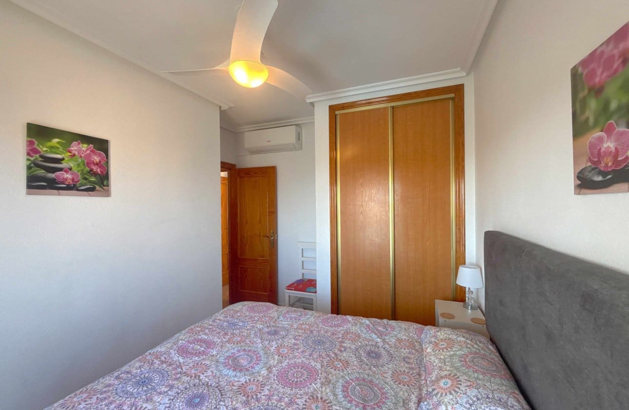 2 sovrum Takvåning till salu i Cabo Roig med pool garage - 219 950 € (Ref: 10159751)