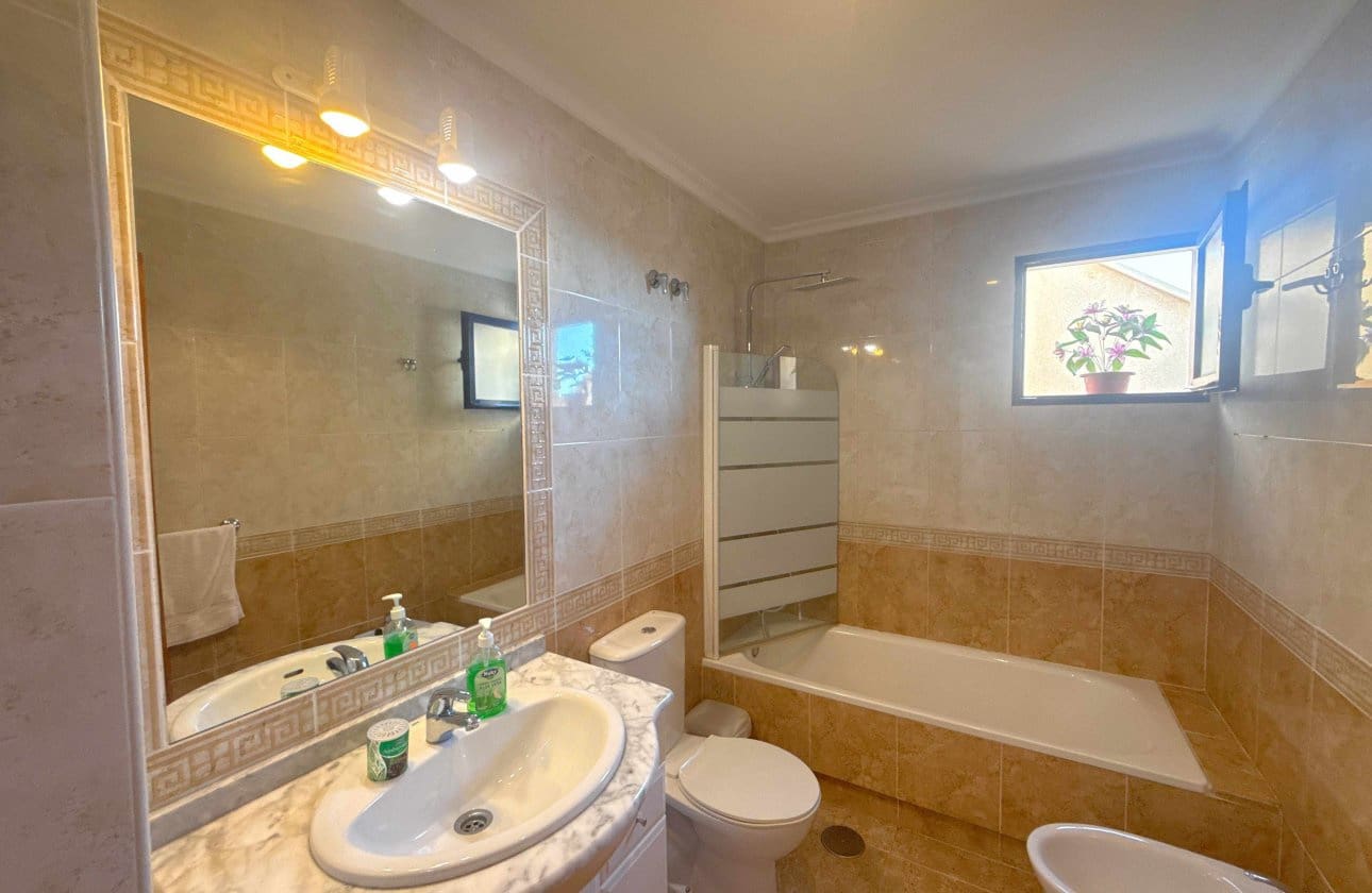 2 sovrum Takvåning till salu i Cabo Roig med pool garage - 219 950 € (Ref: 10159751)