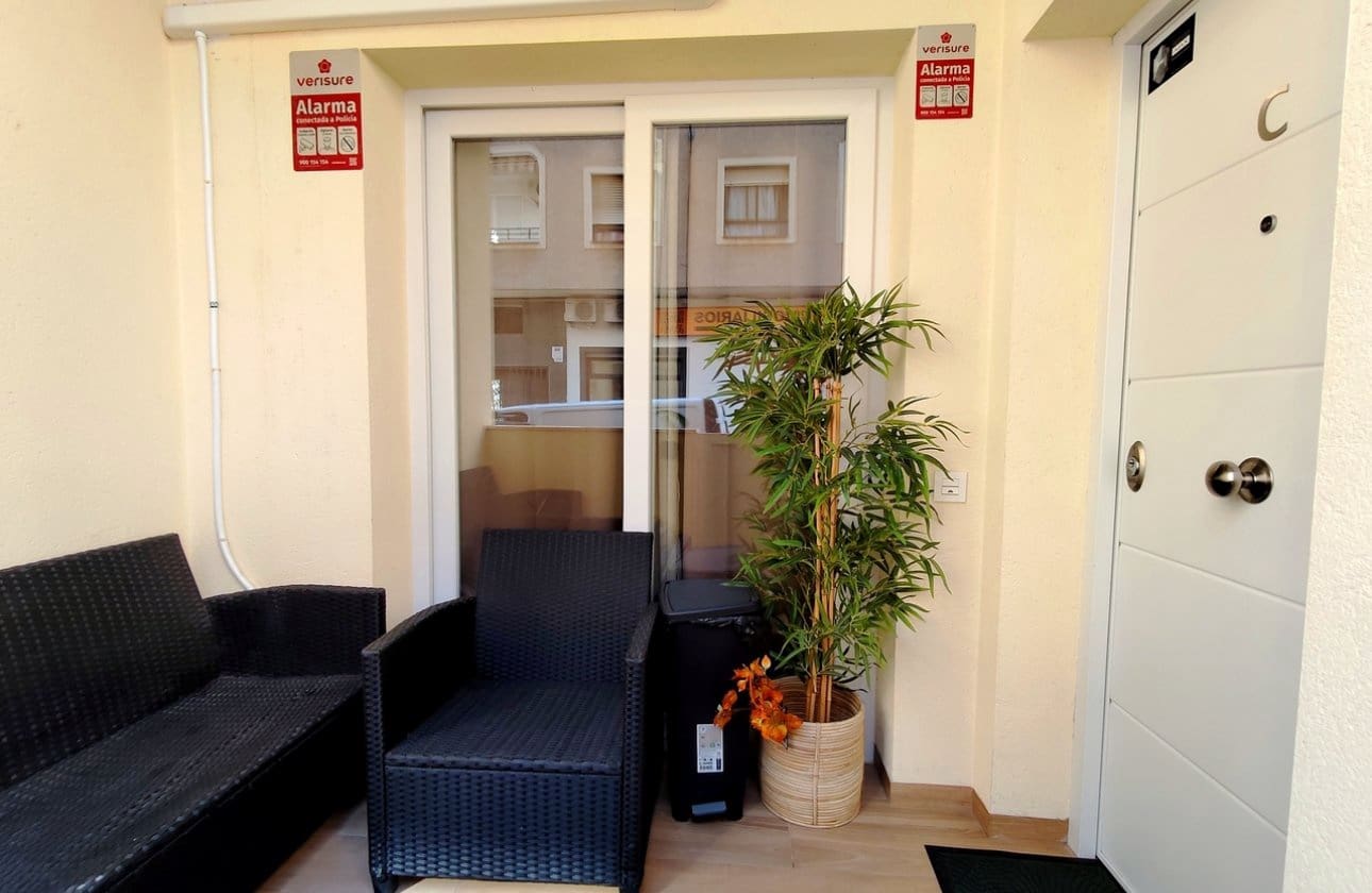 1 chambre Appartement de Plage à vendre à Torrevieja - 156 500 € (Ref: 10168770)