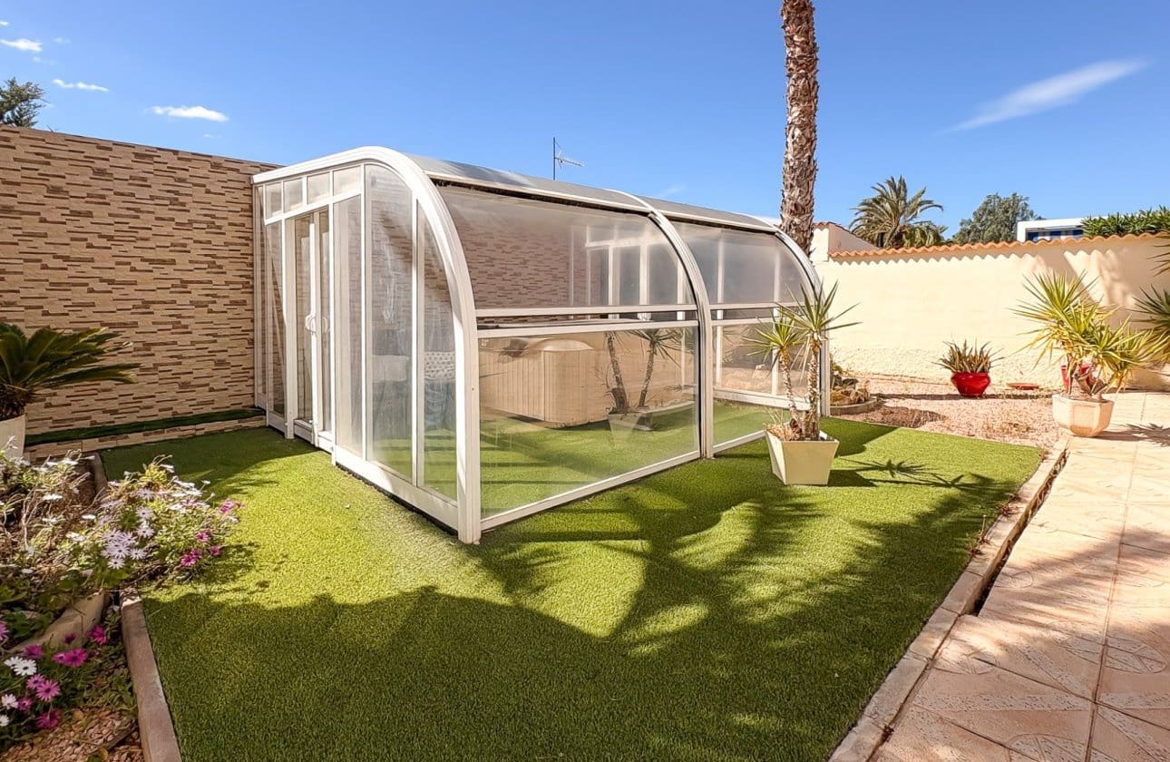 4 bedroom Villa for sale in Ciudad Quesada with pool - € 695,000 (Ref: 10171095)