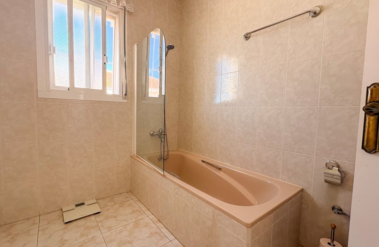 4 bedroom Villa for sale in Ciudad Quesada with pool - € 695,000 (Ref: 10171095)