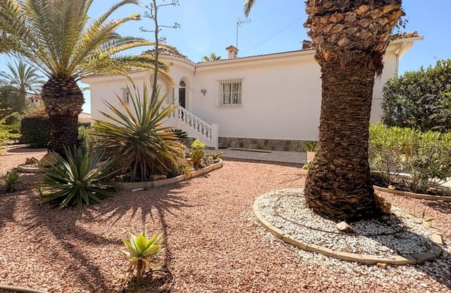 4 bedroom Villa for sale in Ciudad Quesada, Rojales with pool - € 695,000 (Ref: 10171095)