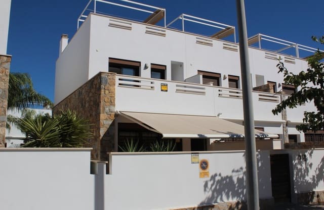 3 slaapkamer Huis te koop in Torre de la Horadada, Pilar de la Horadada met zwembad garage - € 429.995 (Ref: 10171096)