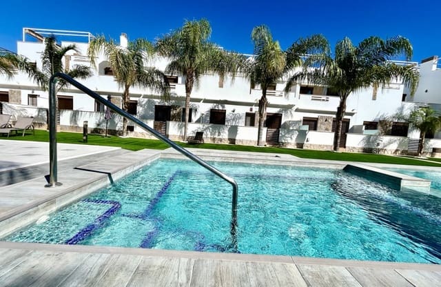 3 slaapkamer Huis te koop in Torre de la Horadada, Pilar de la Horadada met zwembad garage - € 429.995 (Ref: 10171096)
