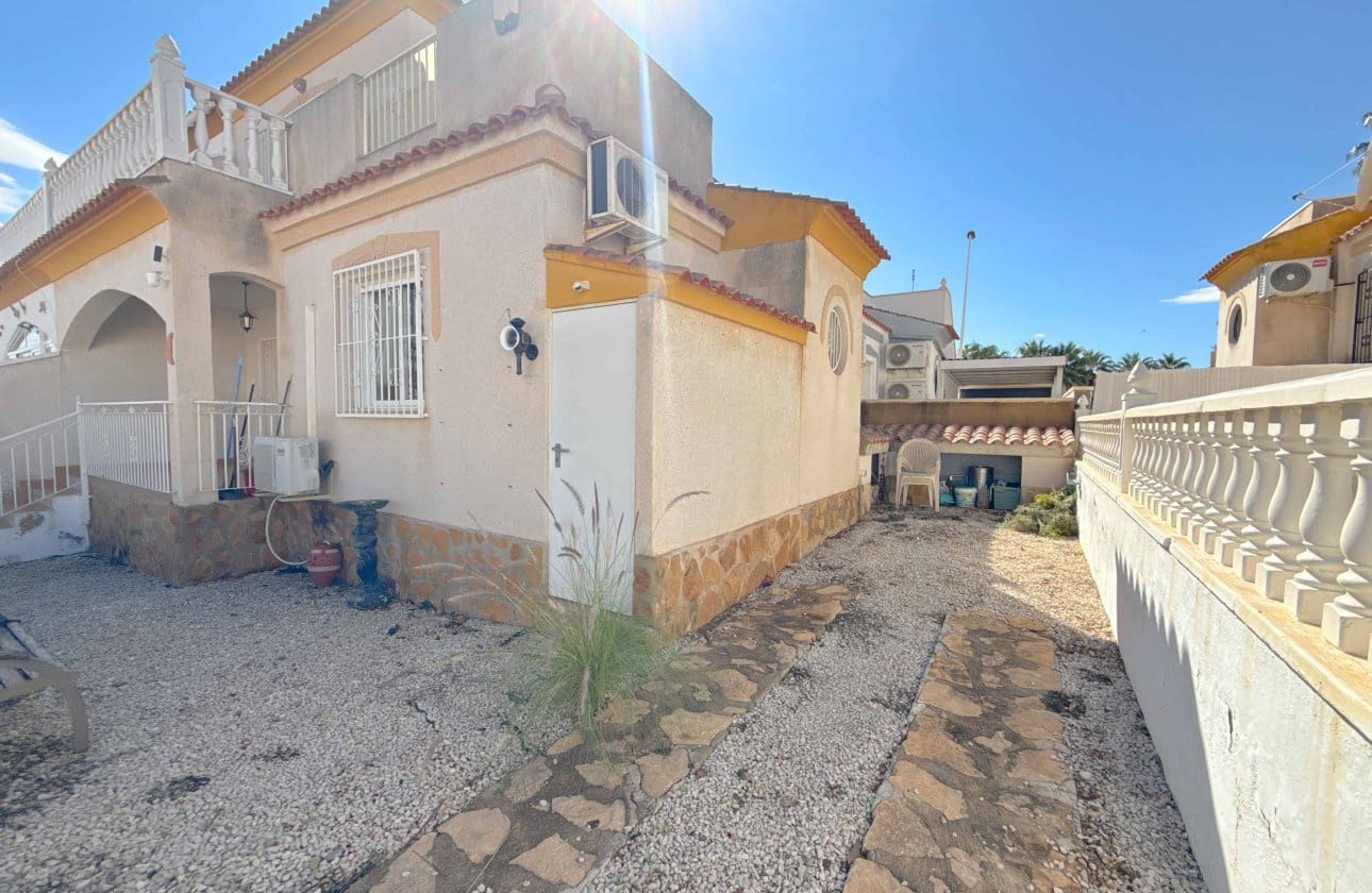 3 Zimmer Haus zu verkaufen in Los Dolses mit Pool Garage - 239.950 € (Ref: 10173992)