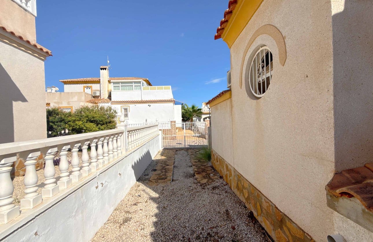 3 Zimmer Haus zu verkaufen in Los Dolses mit Pool Garage - 239.950 € (Ref: 10173992)