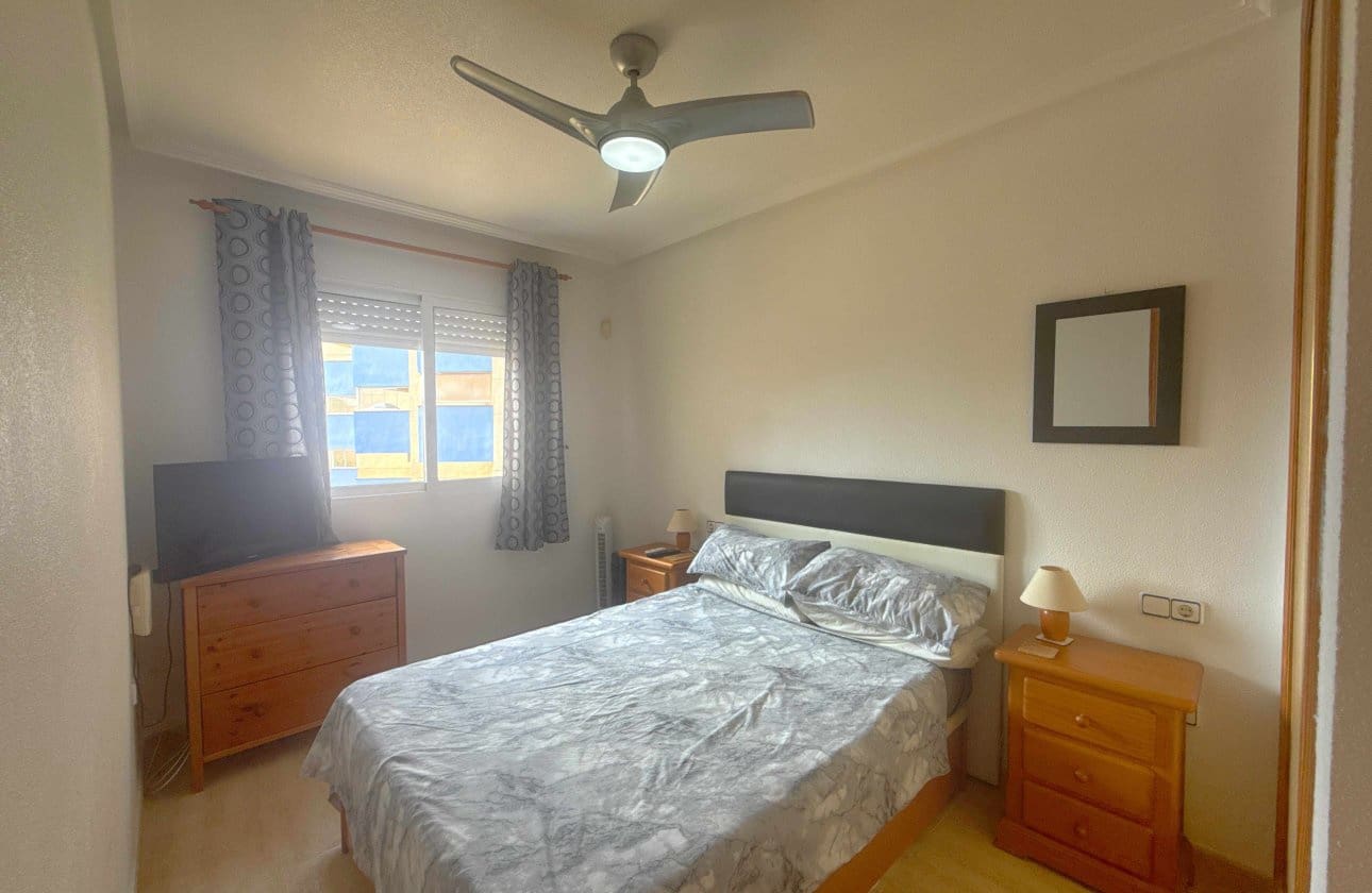 2 Zimmer Apartment zu verkaufen in Cabo Roig mit Pool Garage - 184.950 € (Ref: 10173994)