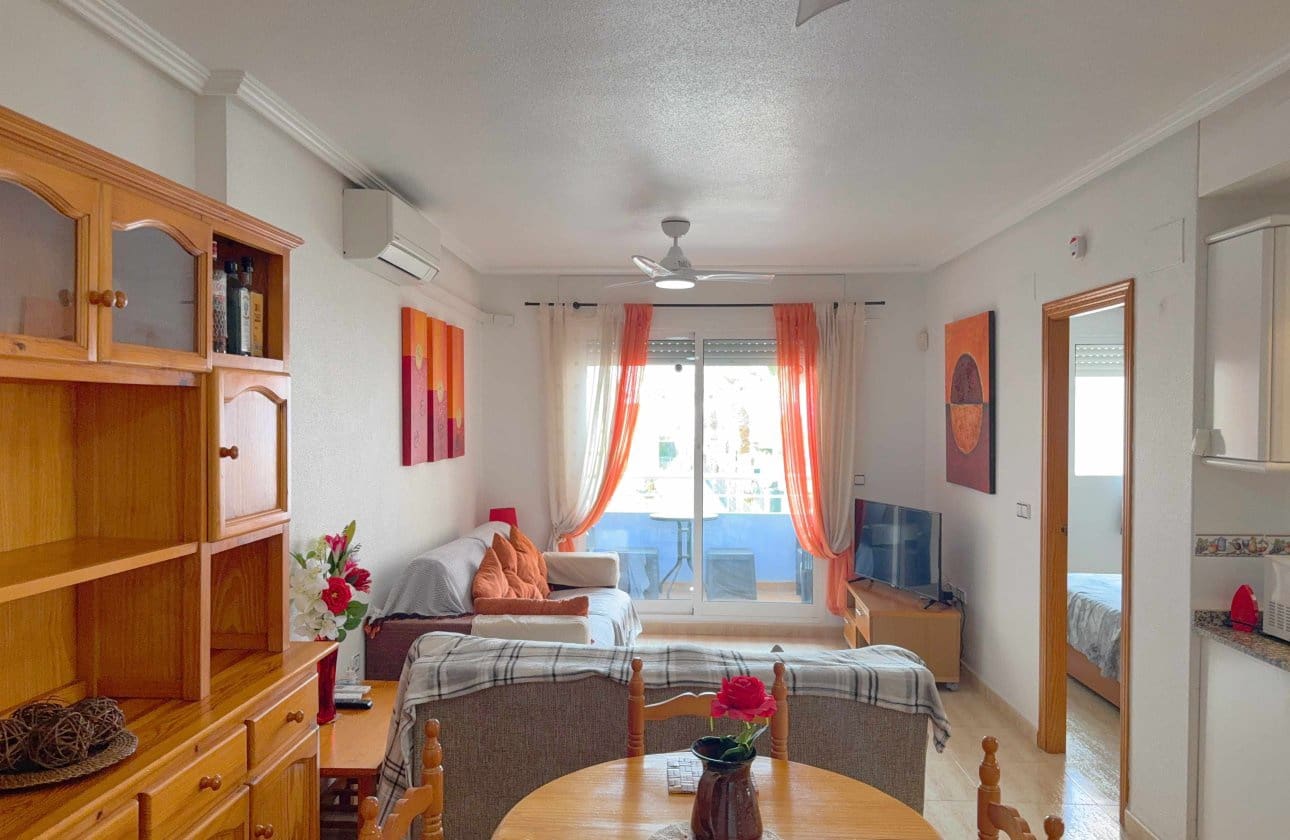 2 Zimmer Apartment zu verkaufen in Cabo Roig mit Pool Garage - 184.950 € (Ref: 10173994)