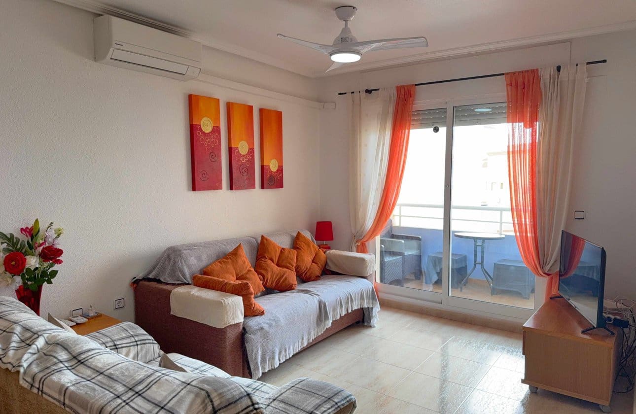 2 Zimmer Apartment zu verkaufen in Cabo Roig mit Pool Garage - 184.950 € (Ref: 10173994)
