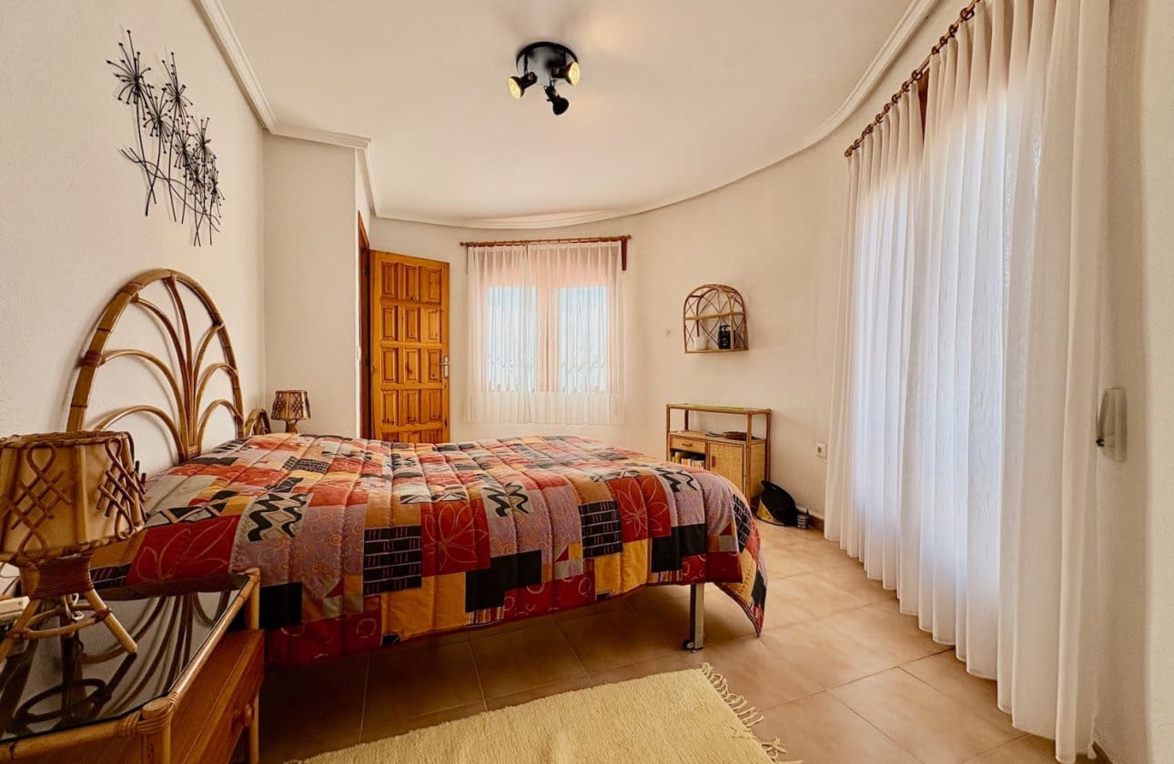 3 sypialnia Willa na sprzedaż w Ciudad Quesada z garażem - 320 000 € (Ref: 10176881)