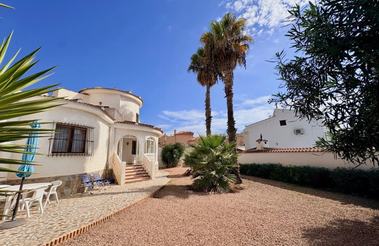 3 sypialnia Willa na sprzedaż w Ciudad Quesada z garażem - 320 000 € (Ref: 10176881)