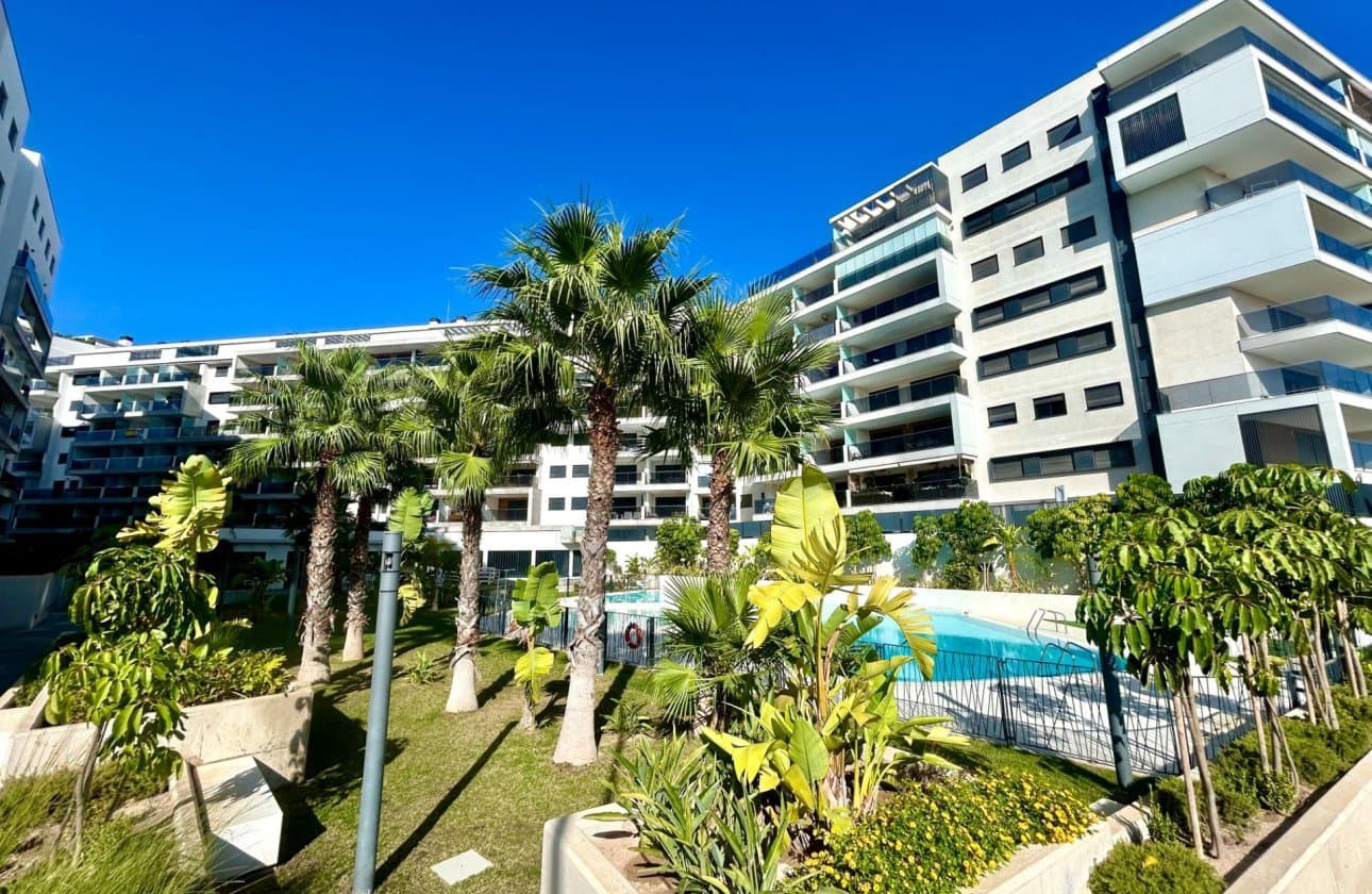 2 sypialnia Apartament na sprzedaż w Orihuela Costa z basenem garażem - 363 000 € (Ref: 10176883)