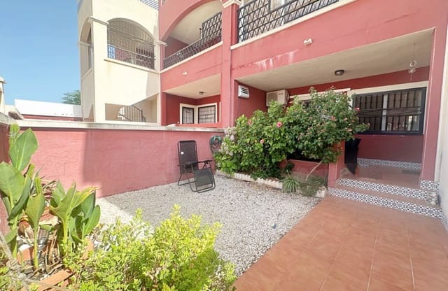 2 soverom Bungalow til salgs i Torrevieja med svømmebasseng - € 162 500 (Ref: 10177498)