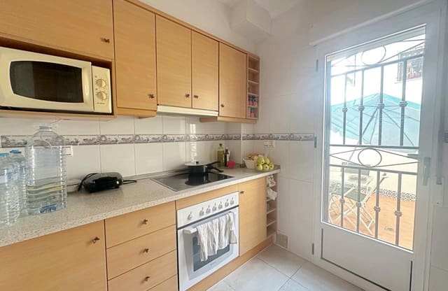 2 soverom Bungalow til salgs i Torrevieja med svømmebasseng - € 162 500 (Ref: 10177498)
