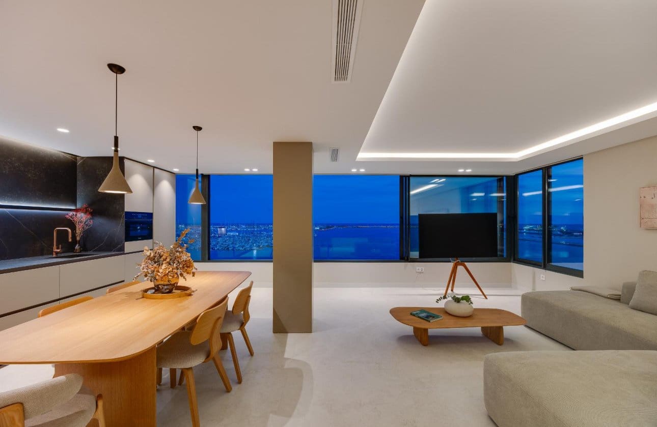 2 soveværelse Strandlejlighed til salg i Torrevieja med swimmingpool - € 550.000 (Ref: 10177500)