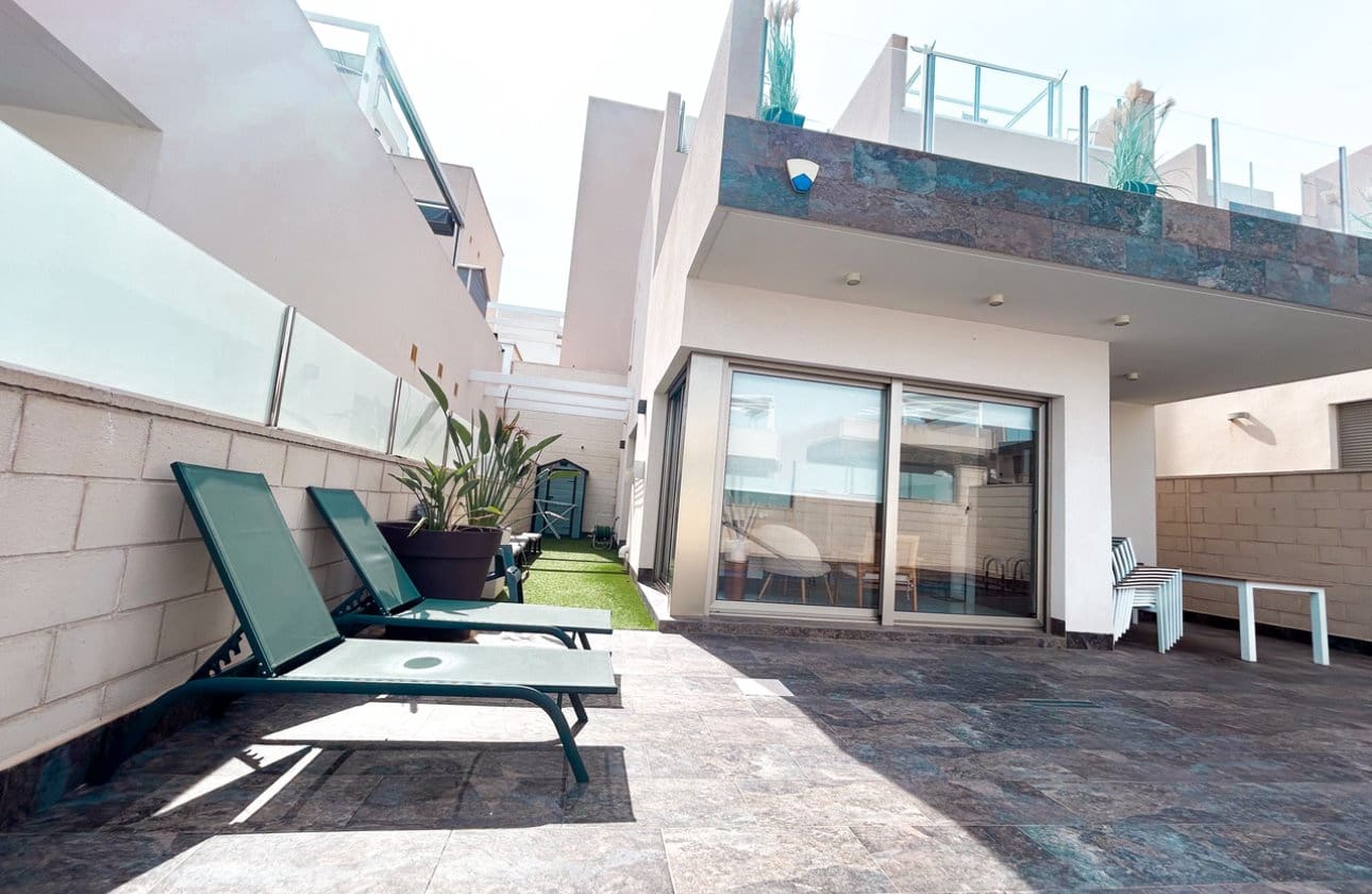 3 camera da letto Villa in vendita in Villamartin con piscina garage - 379.995 € (Rif: 10184334)