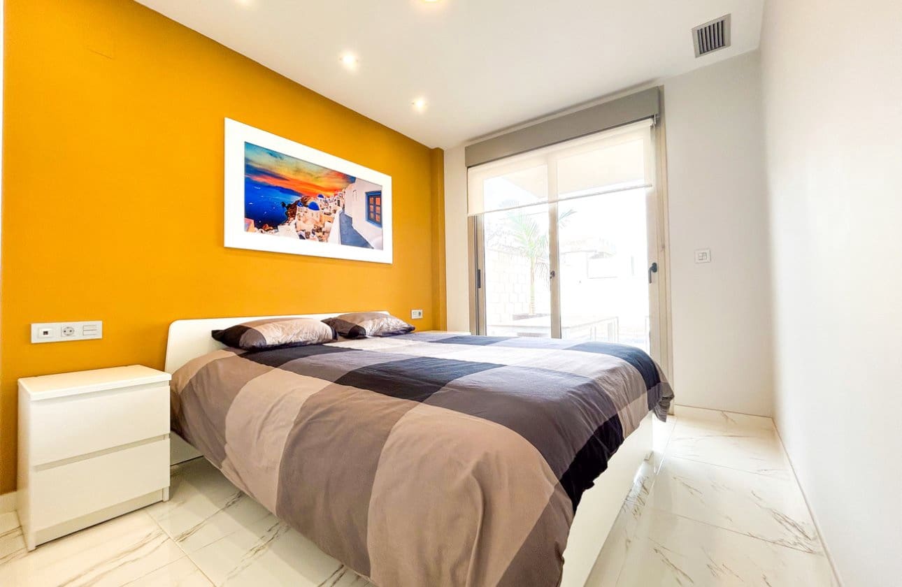 3 camera da letto Villa in vendita in Villamartin con piscina garage - 379.995 € (Rif: 10184334)