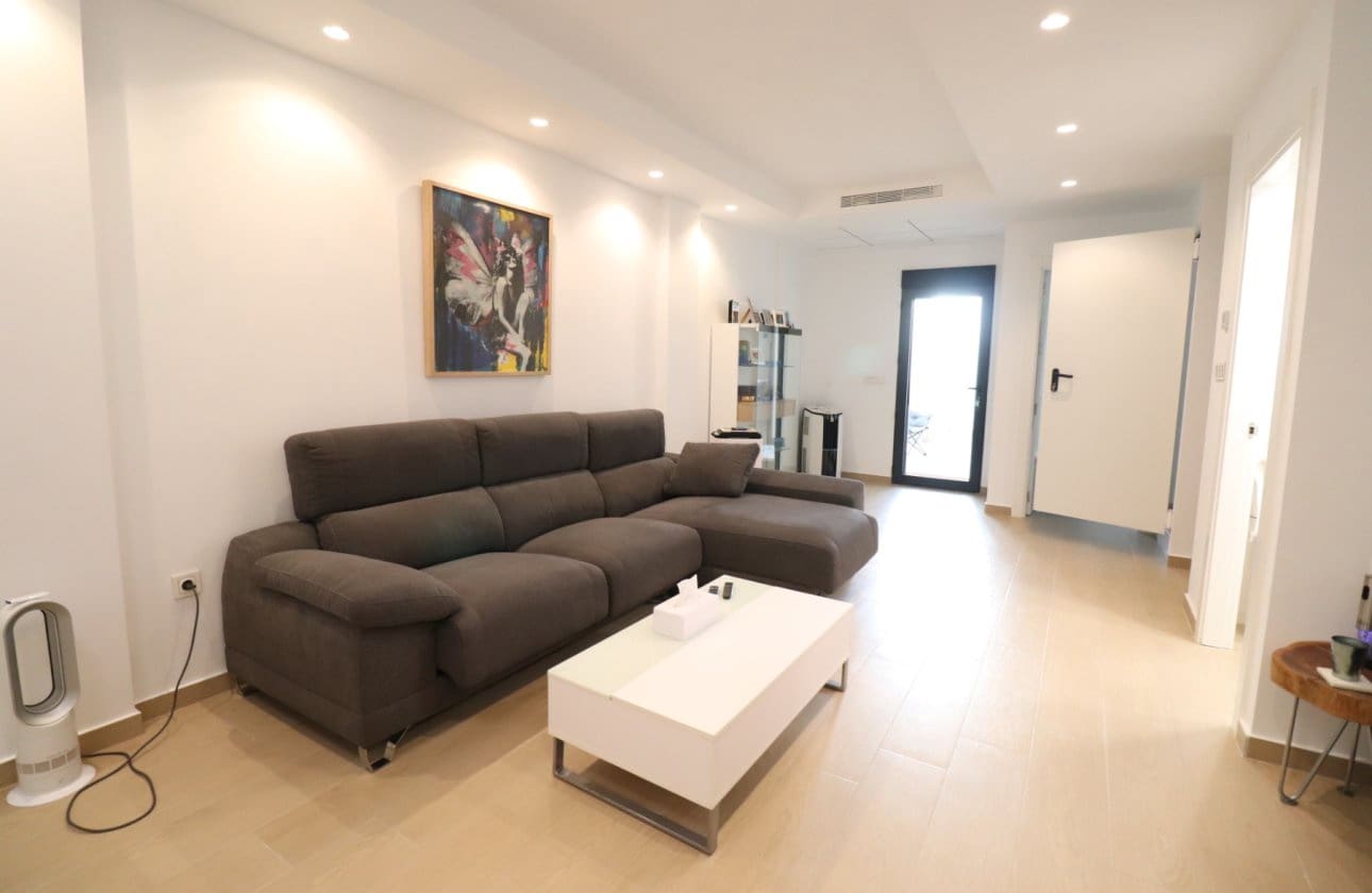 4 sovrum Hus till salu i Benijofar med pool - 354 999 € (Ref: 8966224)