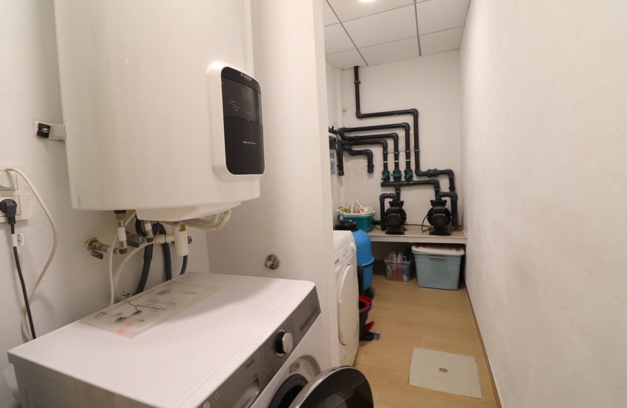 4 sovrum Hus till salu i Benijofar med pool - 354 999 € (Ref: 8966224)