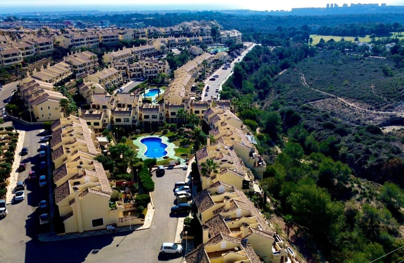 2 bedroom Apartment for sale in Campoamor with pool - € 215,000 (Ref: 8966240)