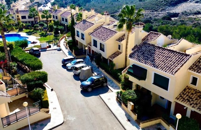 2 soveværelse Lejlighed til salg i Campoamor, Orihuela med swimmingpool - € 215.000 (Ref: 8966240)