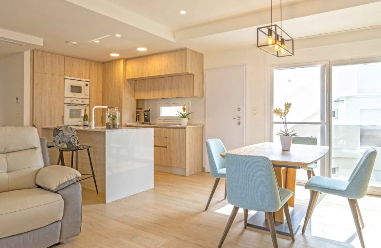 2 sypialnia Penthouse na sprzedaż w Villamartin z basenem - 299 950 € (Ref: 8966242)