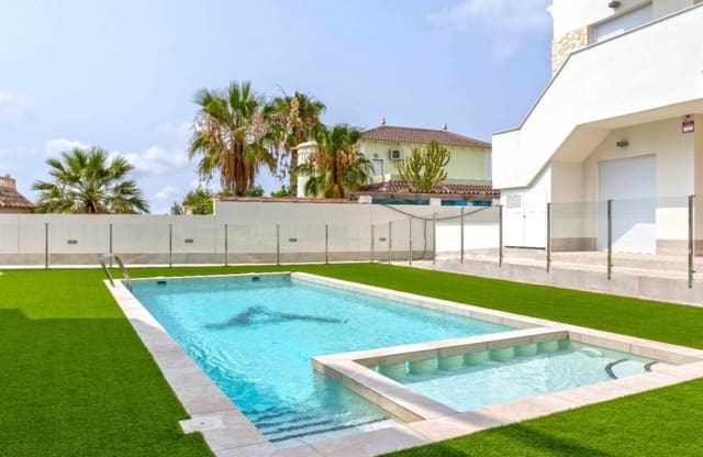 2 sypialnia Penthouse na sprzedaż w Villamartin, Orihuela z basenem - 299 950 € (Ref: 8966242)