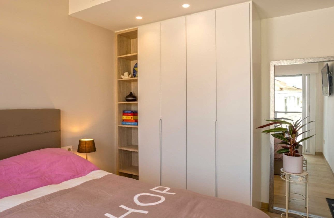 2 sypialnia Penthouse na sprzedaż w Villamartin z basenem - 299 950 € (Ref: 8966242)