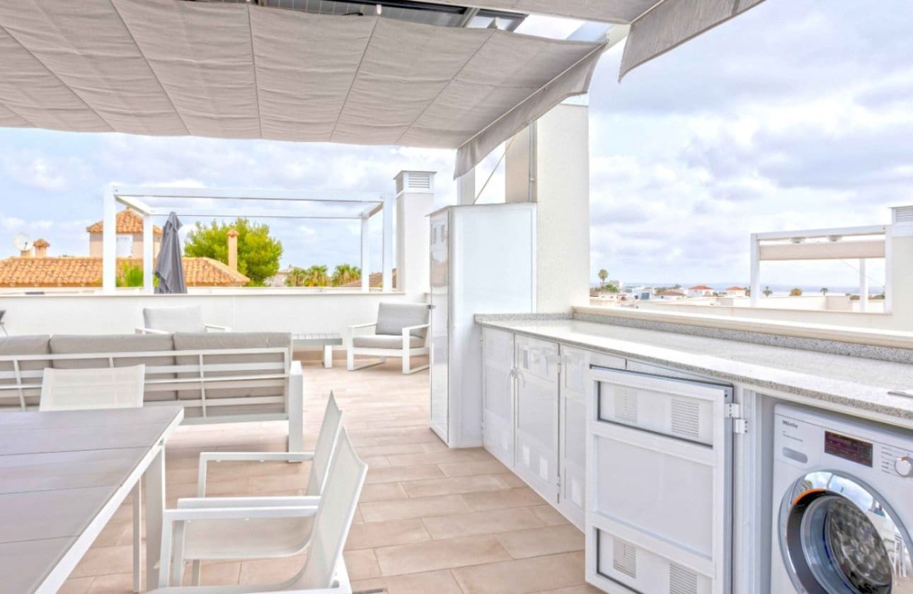 2 sypialnia Penthouse na sprzedaż w Villamartin z basenem - 299 950 € (Ref: 8966242)