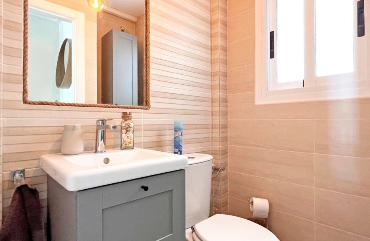 3 bedroom Townhouse for sale in Los Balcones with pool - € 299,000 (Ref: 8966245)