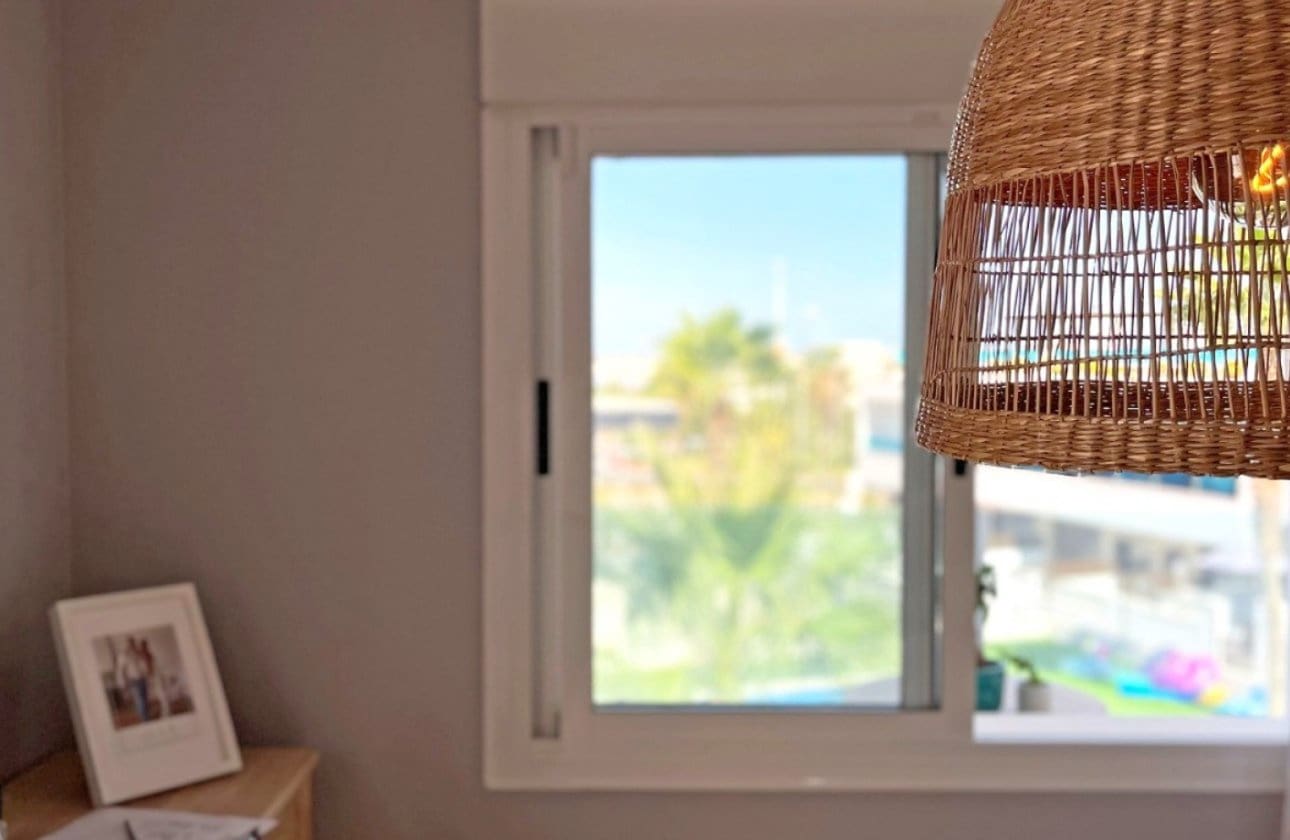 3 bedroom Townhouse for sale in Los Balcones with pool - € 299,000 (Ref: 8966245)