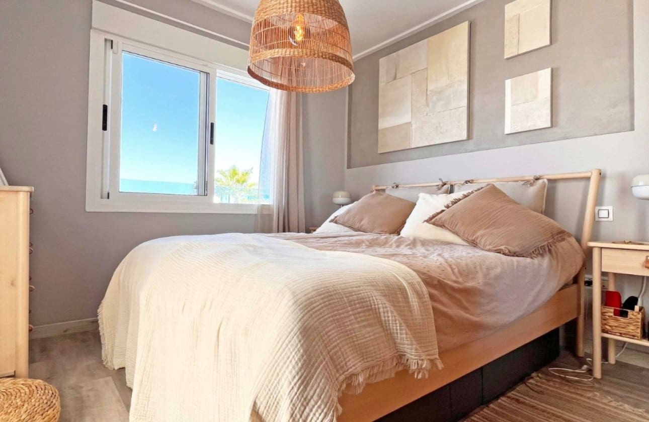 3 bedroom Townhouse for sale in Los Balcones with pool - € 299,000 (Ref: 8966245)