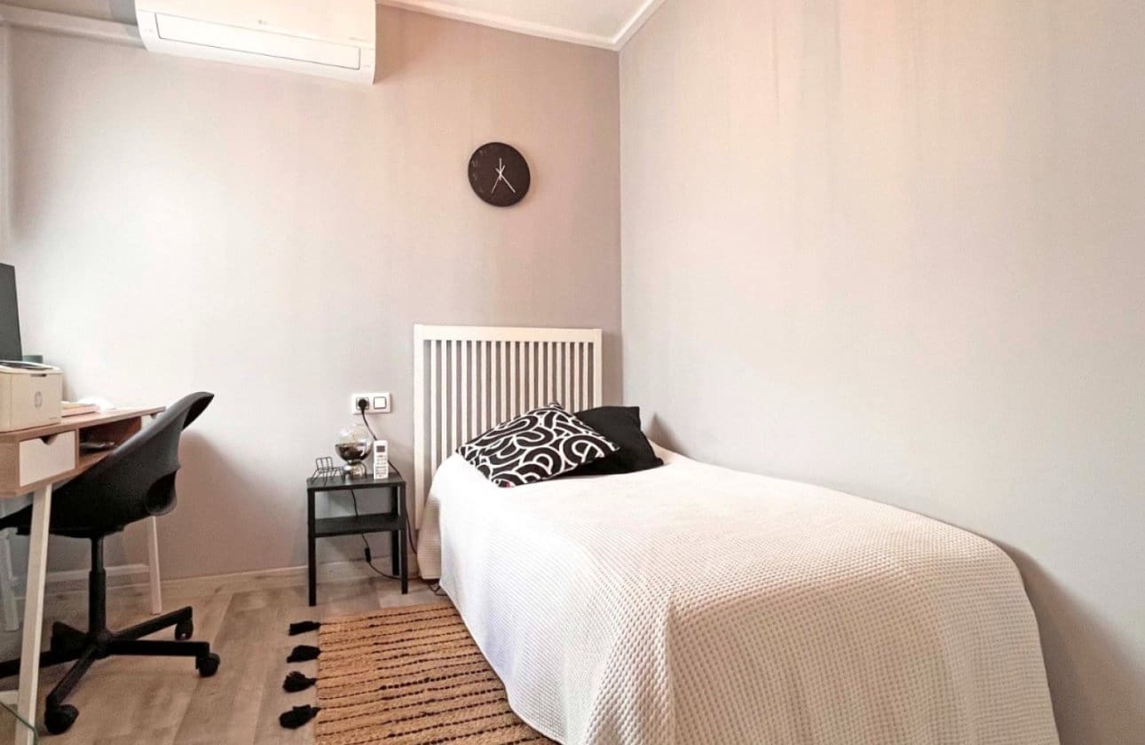 3 bedroom Townhouse for sale in Los Balcones with pool - € 299,000 (Ref: 8966245)