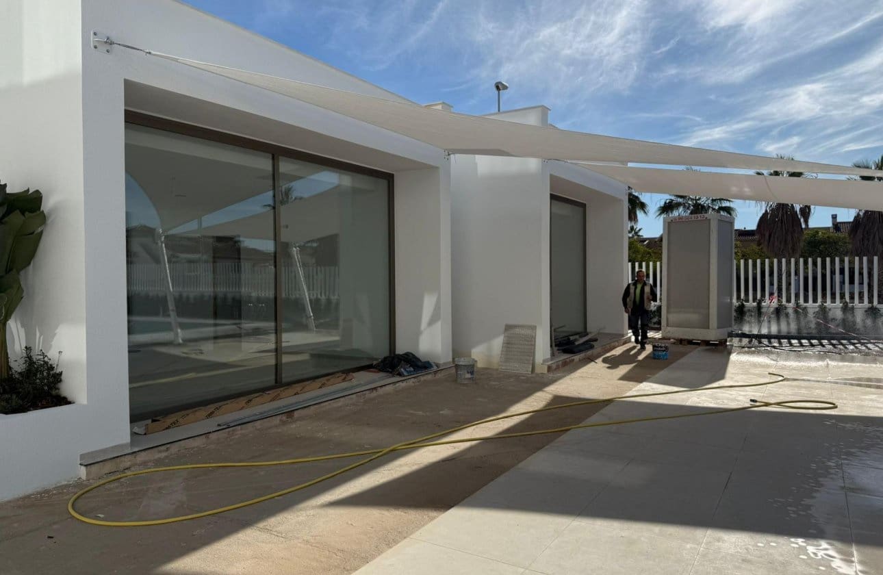 2 soveværelse Penthouse til salg i Orihuela Costa med swimmingpool - € 440.000 (Ref: 8966253)