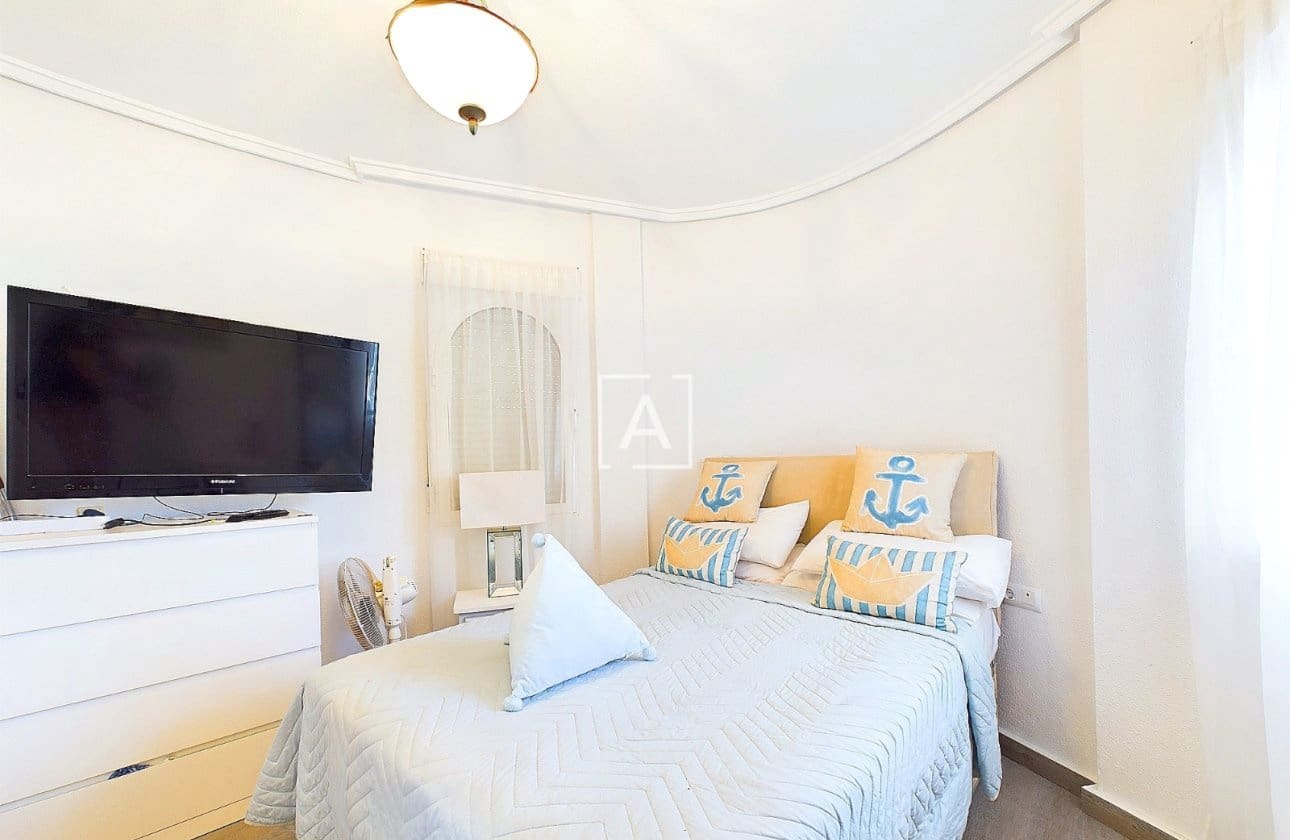 3 bedroom Villa for sale in Pinar de Campoverde with pool - € 249,995 (Ref: 8969046)