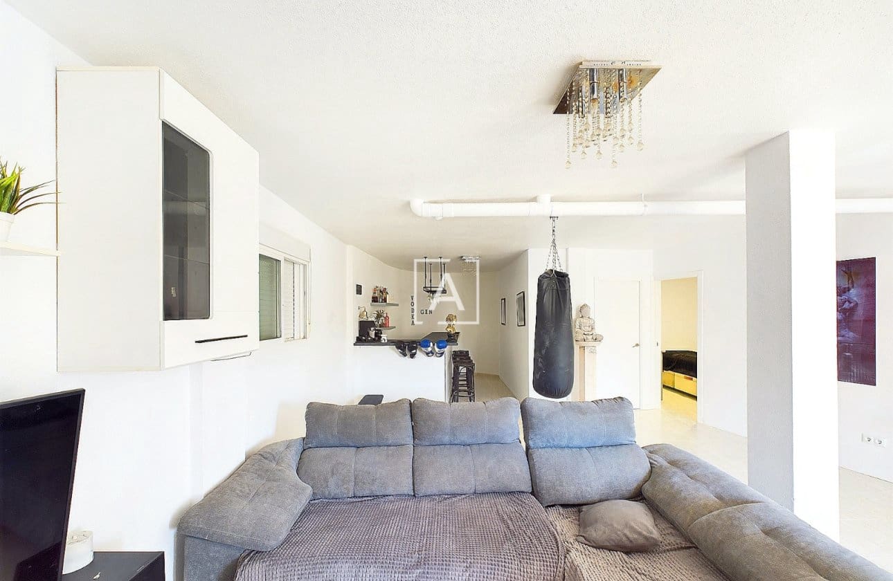 3 bedroom Villa for sale in Pinar de Campoverde with pool - € 249,995 (Ref: 8969046)