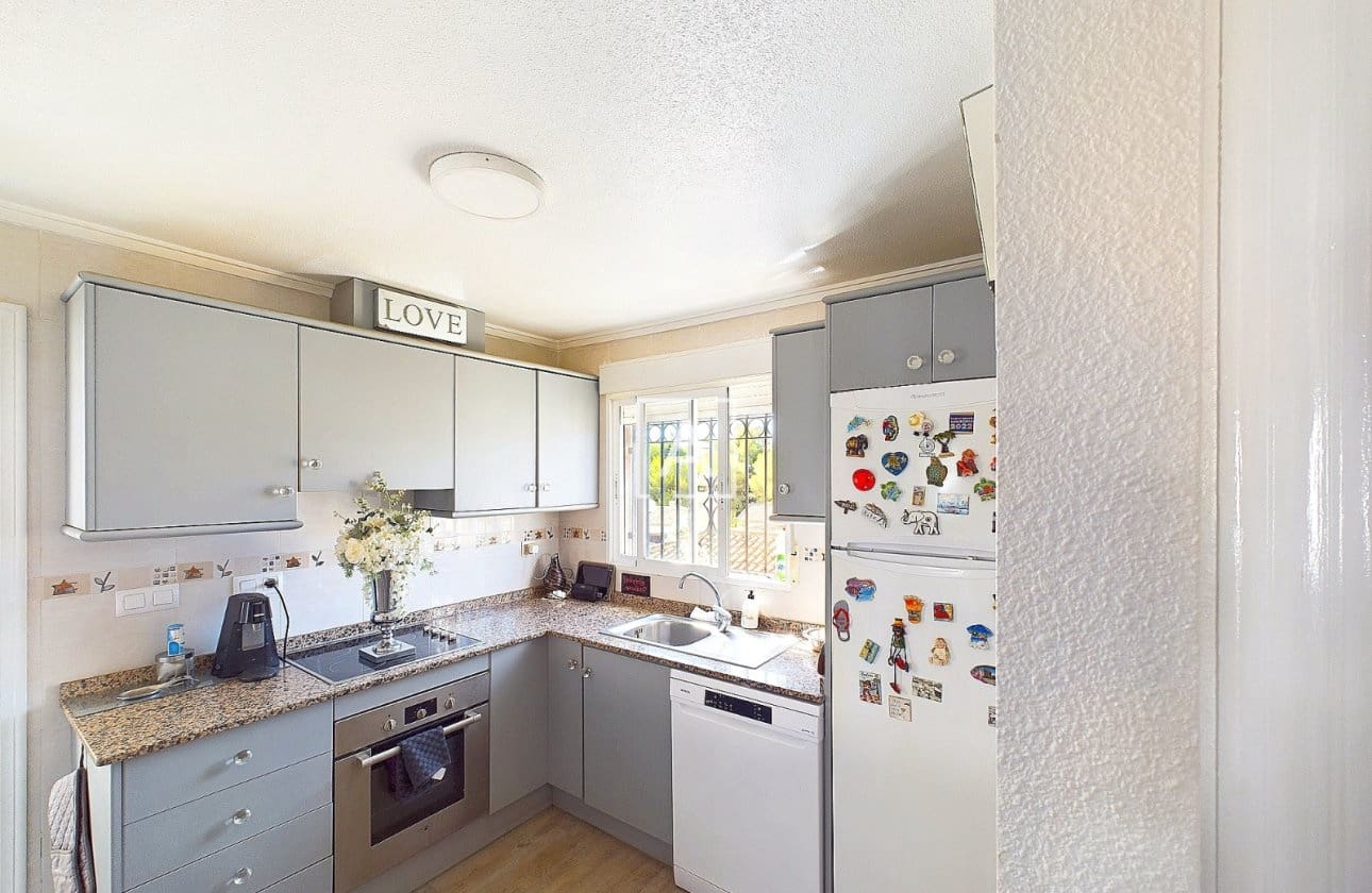 3 bedroom Villa for sale in Pinar de Campoverde with pool - € 249,995 (Ref: 8969046)