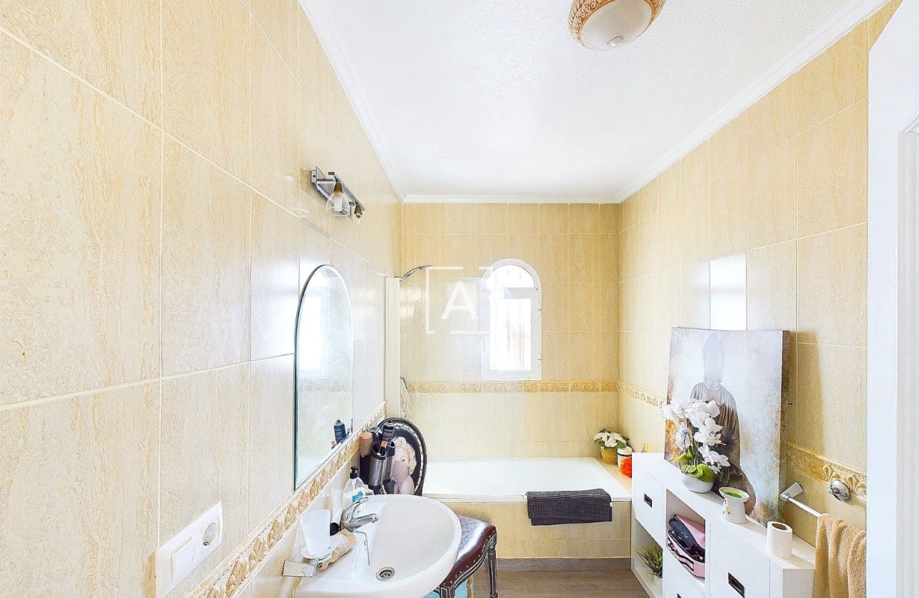 3 bedroom Villa for sale in Pinar de Campoverde with pool - € 249,995 (Ref: 8969046)