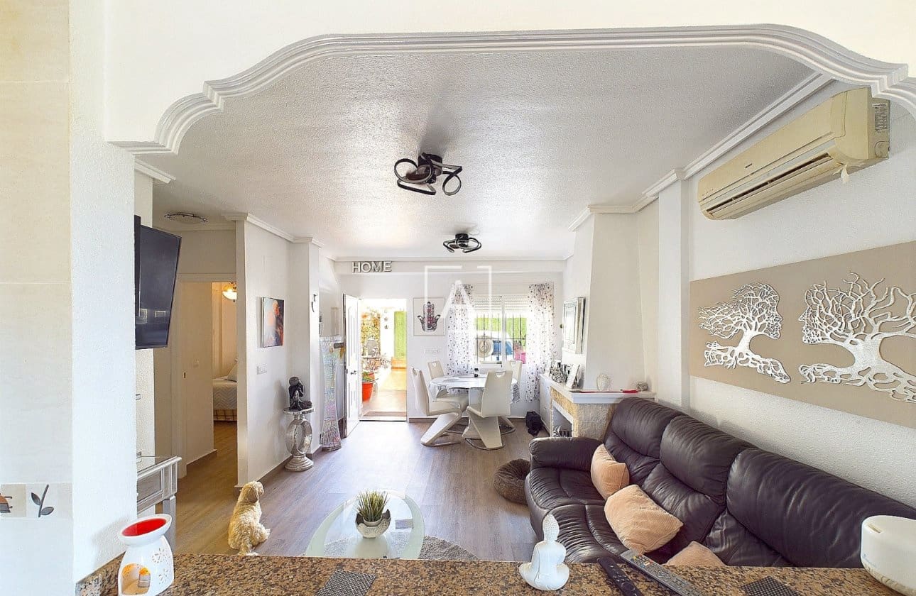 3 bedroom Villa for sale in Pinar de Campoverde with pool - € 249,995 (Ref: 8969046)