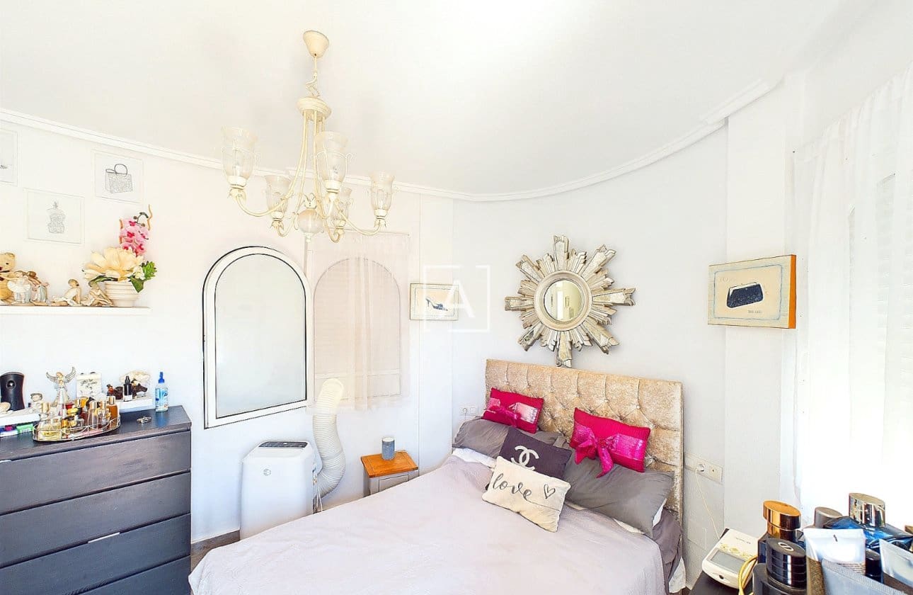 3 bedroom Villa for sale in Pinar de Campoverde with pool - € 249,995 (Ref: 8969046)