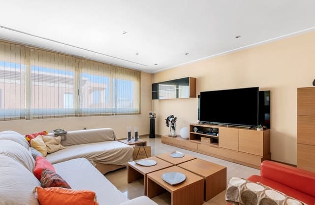 4 soveværelse Byhus til salg i Zona Pueblo, Guardamar del Segura - € 390.000 (Ref: 8971280)