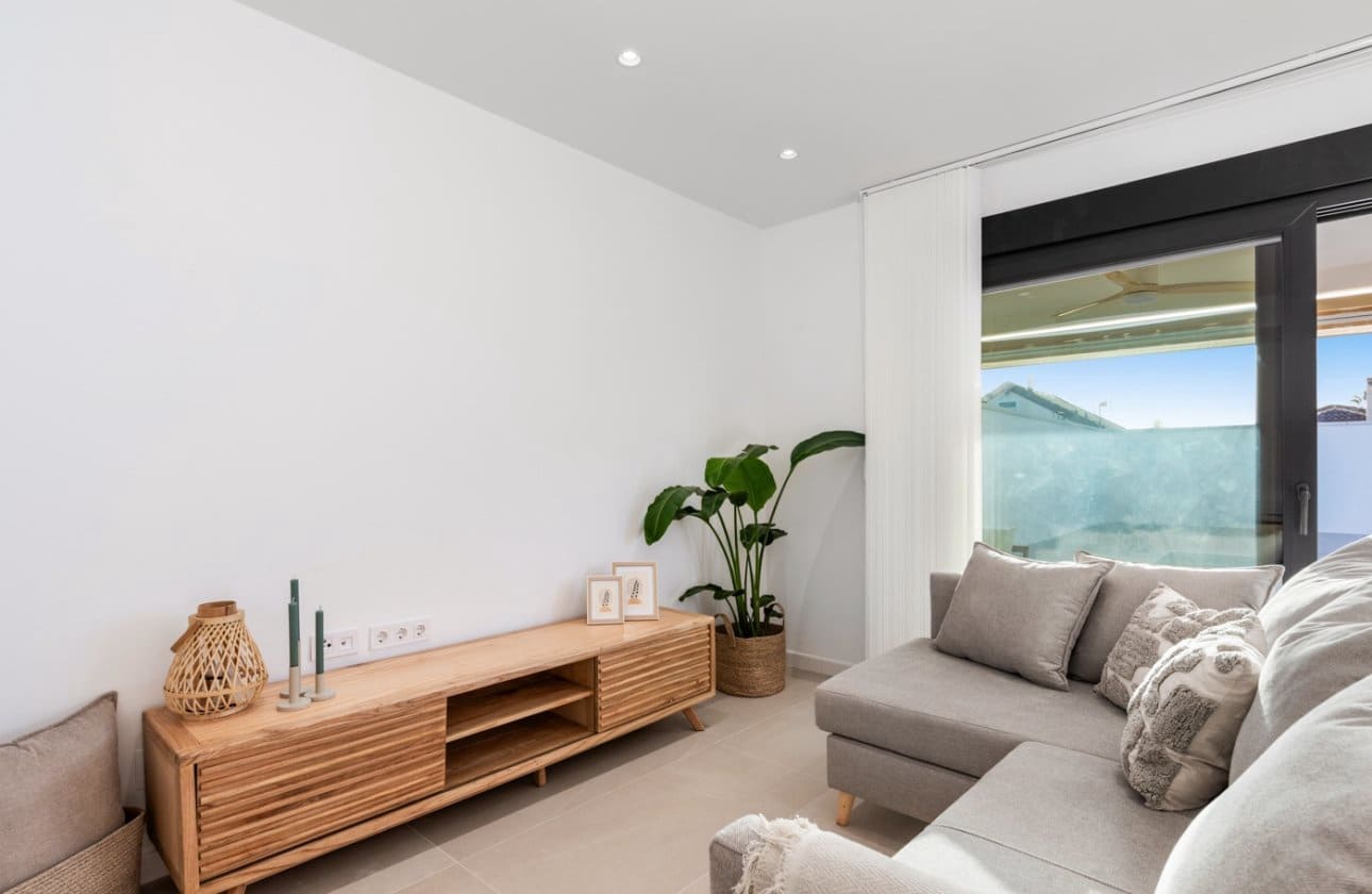 3 chambre Villa/Maison à vendre à El Chaparral avec piscine - 499 000 € (Ref: 8971282)