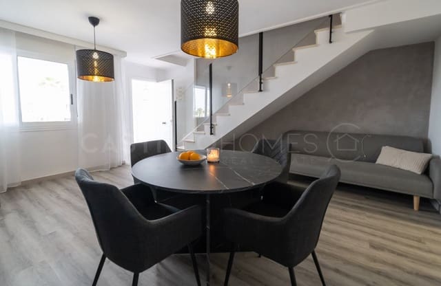 Casa de 3 habitaciones en Los Balcones en venta con piscina - 309.000 € (Ref: 8971290)