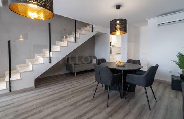 Casa de 3 habitaciones en Los Balcones en venta con piscina - 309.000 € (Ref: 8971290)