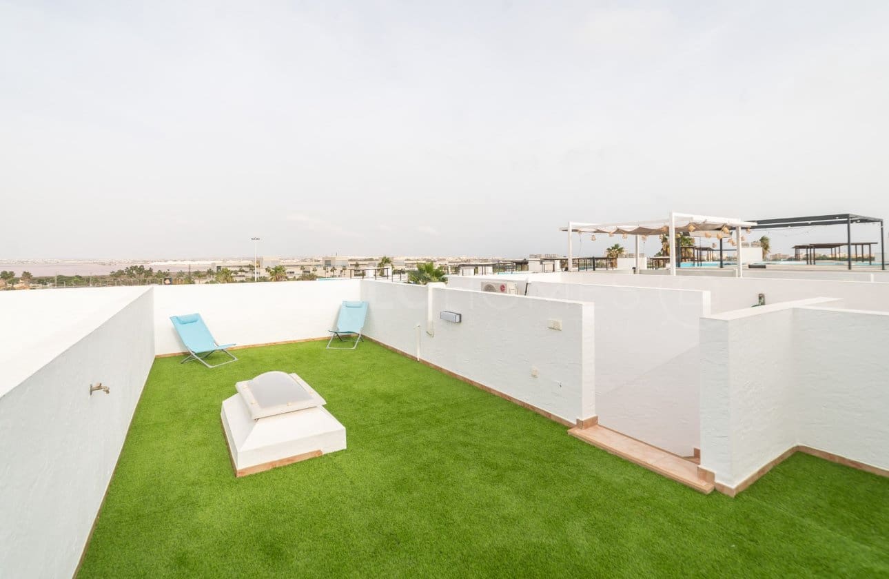 Casa de 3 habitaciones en Los Balcones en venta con piscina - 309.000 € (Ref: 8971290)